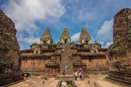 Pre Rup temple, Tours in Cambodia