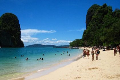 Sihanoukville beach, Tour to Cambodia