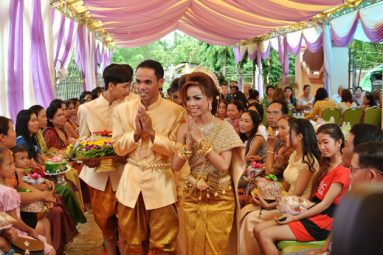 Cambodian Traditional Marriage Customs & 4 Wedding Ceremonies