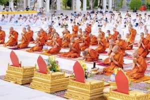 Buddhism in Cambodian Society with go cambodia tours (4)