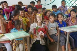 Volunteering Opportunities in Cambodia with go cambodia tours (1)
