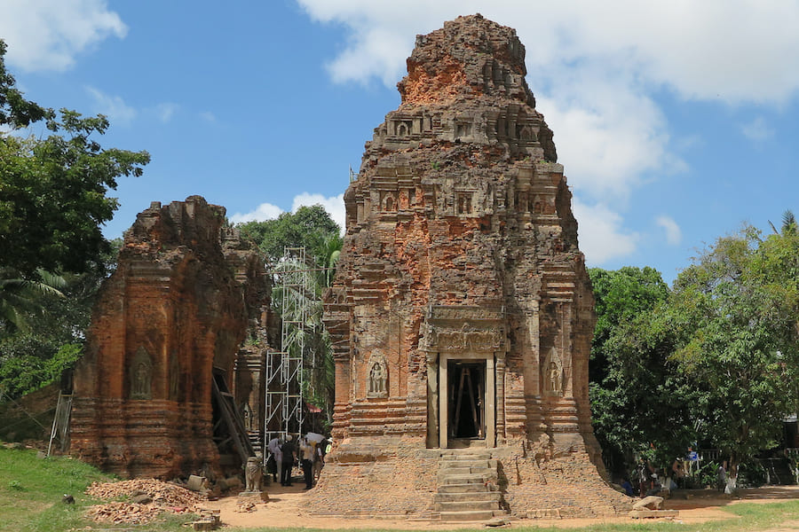 Lolei Temple - Cambodia vacation