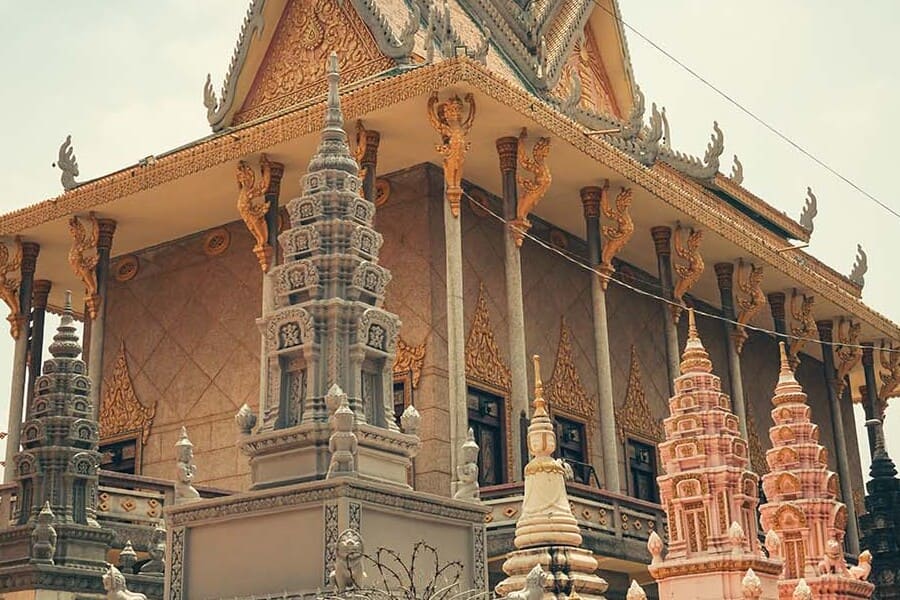 Wat Langka Temple - Cambodia tour